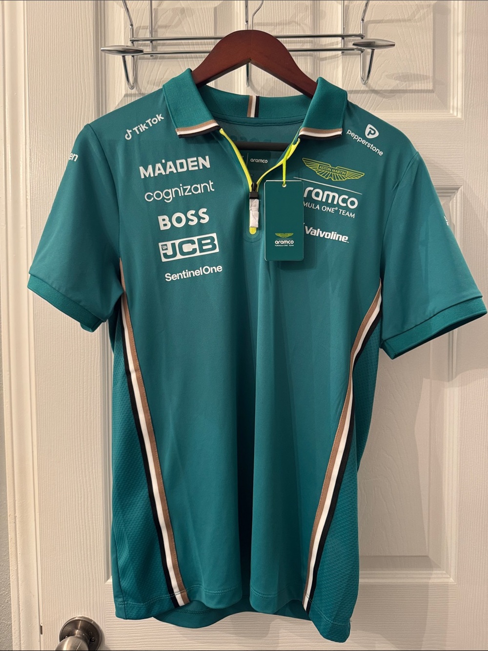NWT Aston Martin Aramco F1 Formula One Team Polo Shirt